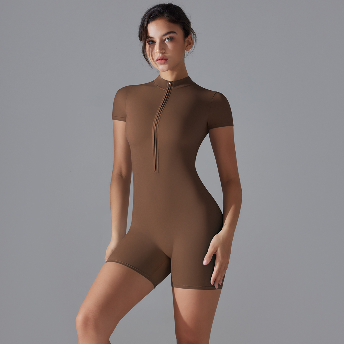 ヨガセット女性のジャンプスーツワンピーススーツジッパー半袖ジ - Yoga Fitness Kleidung のレビューと価格