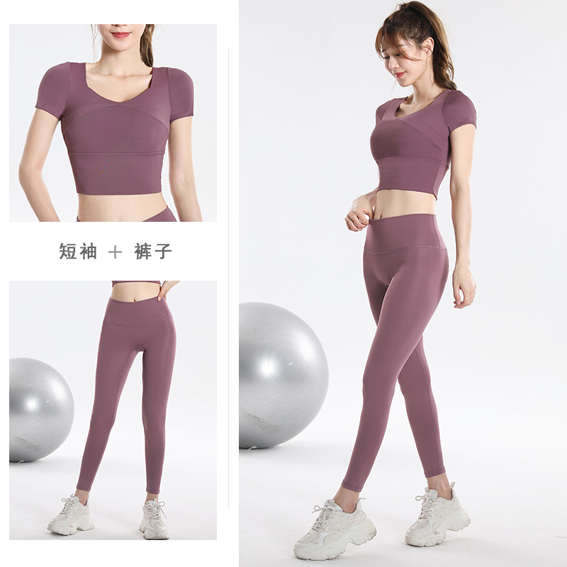 速乾性スポーツトップ（内蔵ブラ付き）プラスサイズ 2026年 - Yoga Fitness & Nutrition Llp のレビューと価格