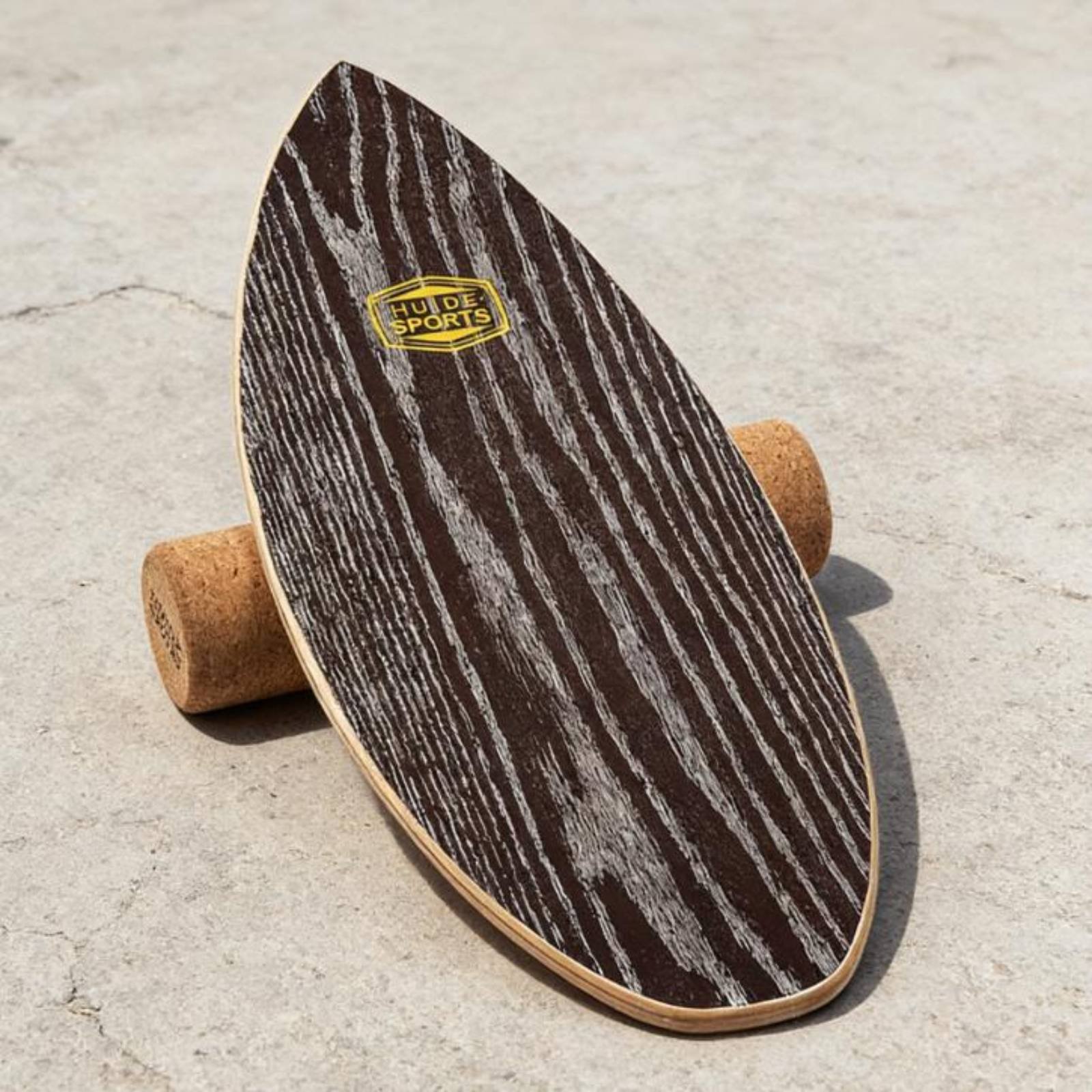 木製バランスボード 長持ちする木製構造 ウォールナット突板  - Balance Board Fitness のレビューと価格