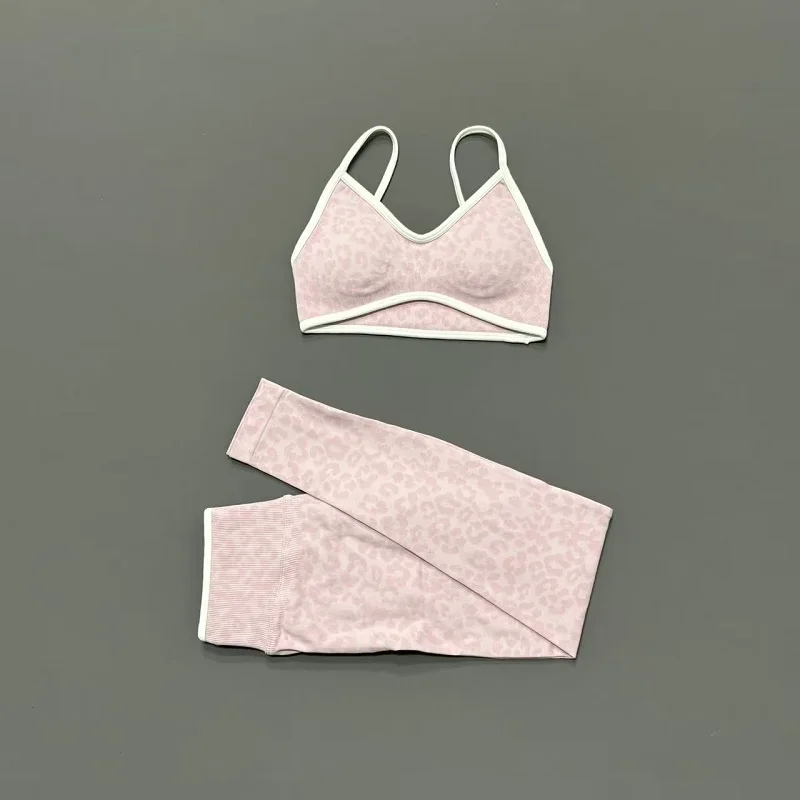 2ピースヨガセット レディース レオパード柄 薄型ストラップ - Yoga Fitness Kit のレビューと価格